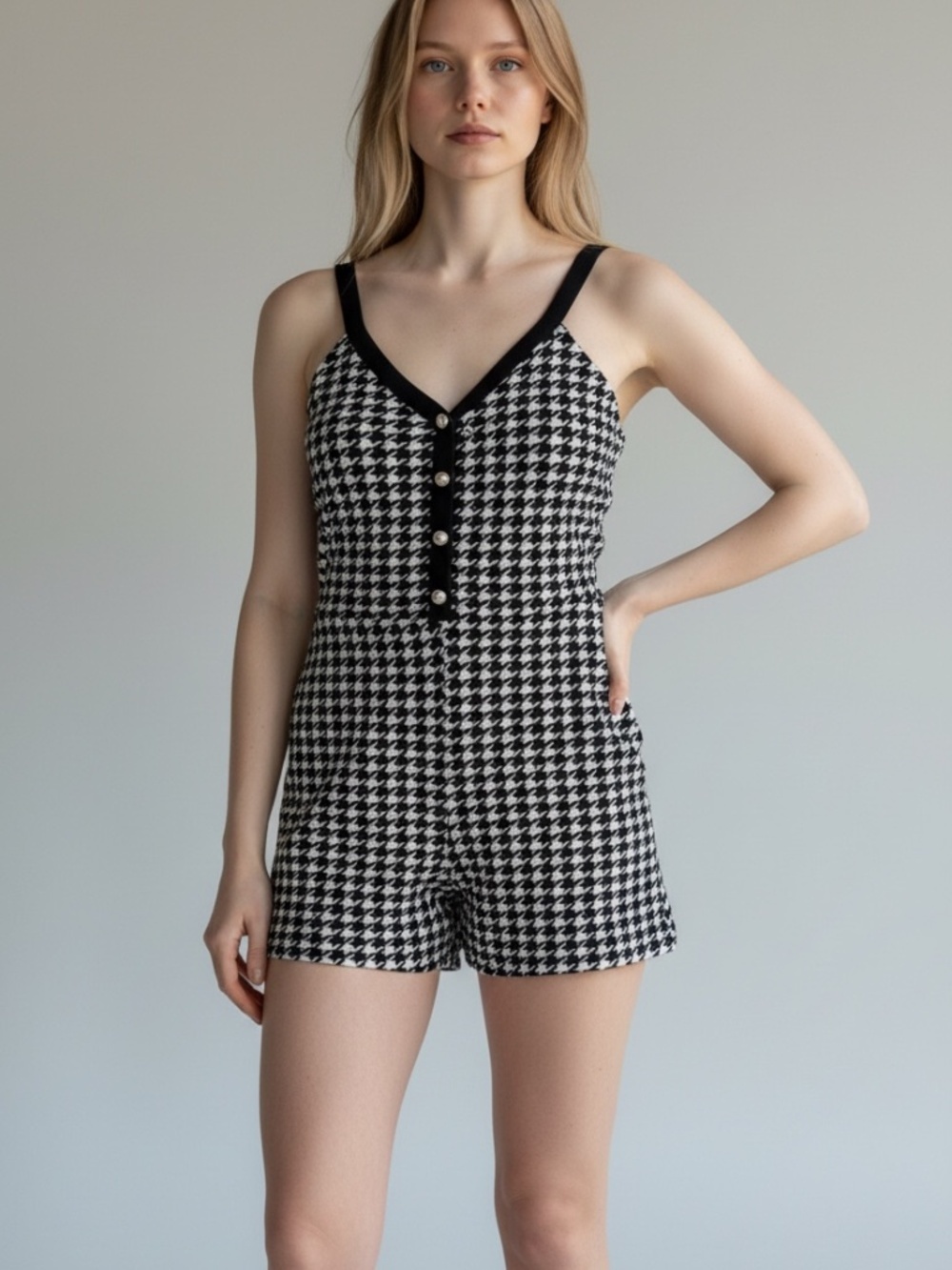 SHEIN Black White Houndstooth Romper Size Large L Rhinestone Button Sleeveless V